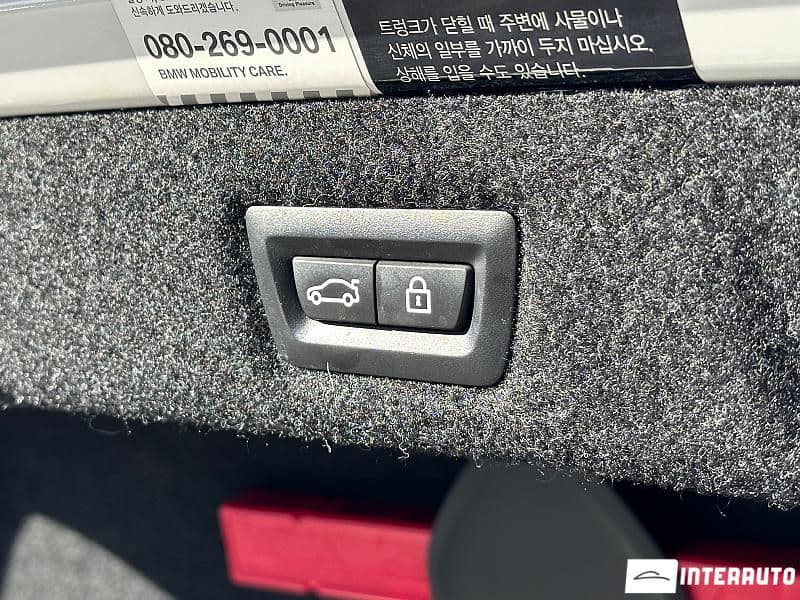 2018 BMW 520 — Miniatură 24