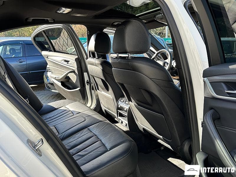 2018 BMW 520 — Miniatură 23