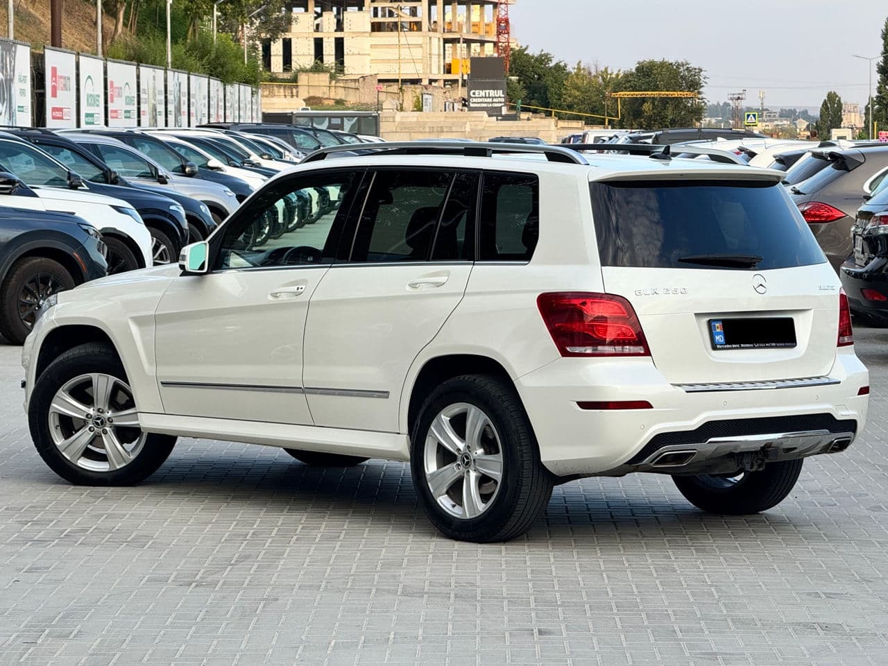 2013 Mercedes GLK 250 — Miniatură 4