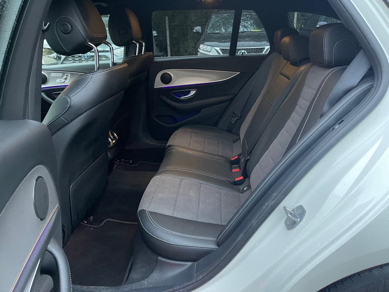 2018 Mercedes E 200 — Miniatură 8