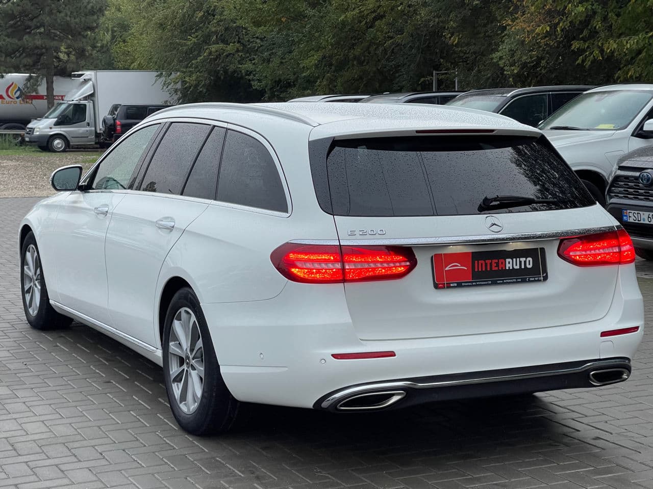 2018 Mercedes E 200 — Miniatură 4