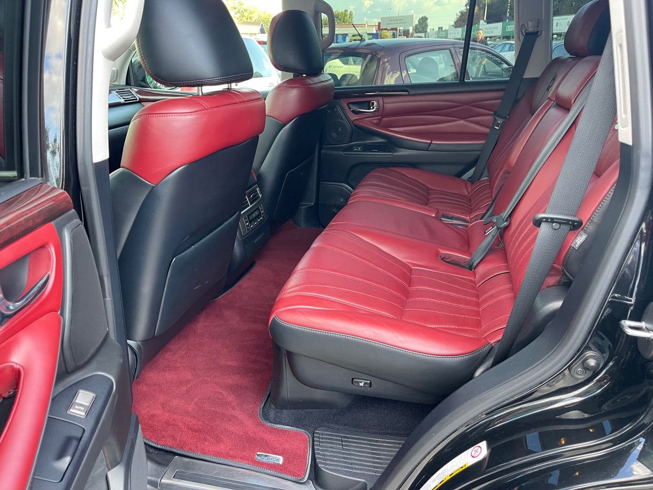 Lexus LX 570 2011 — Миниатюра 18