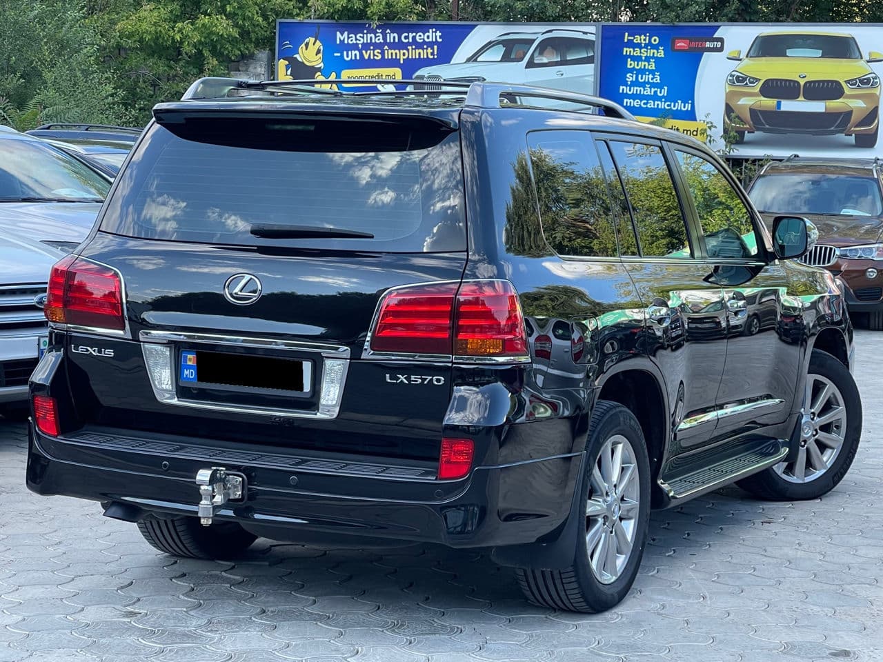 Lexus LX 570 2011 — Миниатюра 2
