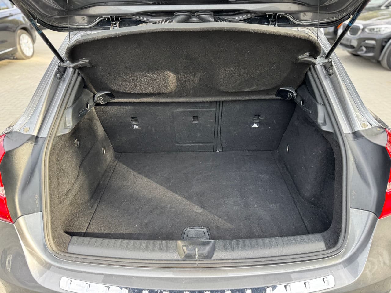 2015 Mercedes GLA 180 — Miniatură 19