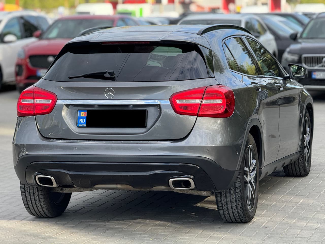 2015 Mercedes GLA 180 — Miniatură 2