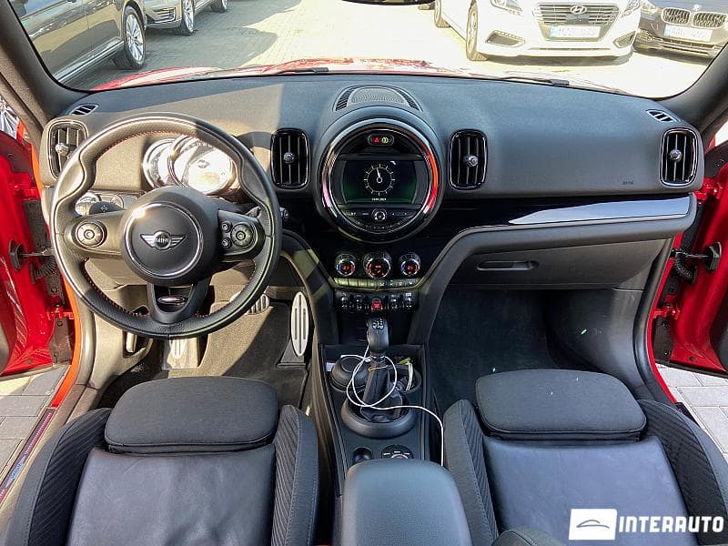 Mini Countryman Cooper S ALL4 2018 — Миниатюра 8