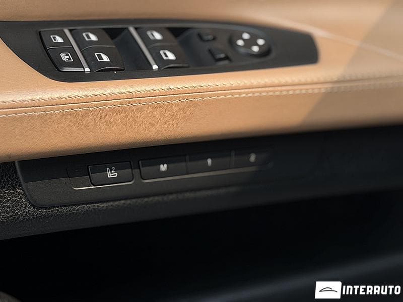 2012 BMW 740 — Miniatură 8