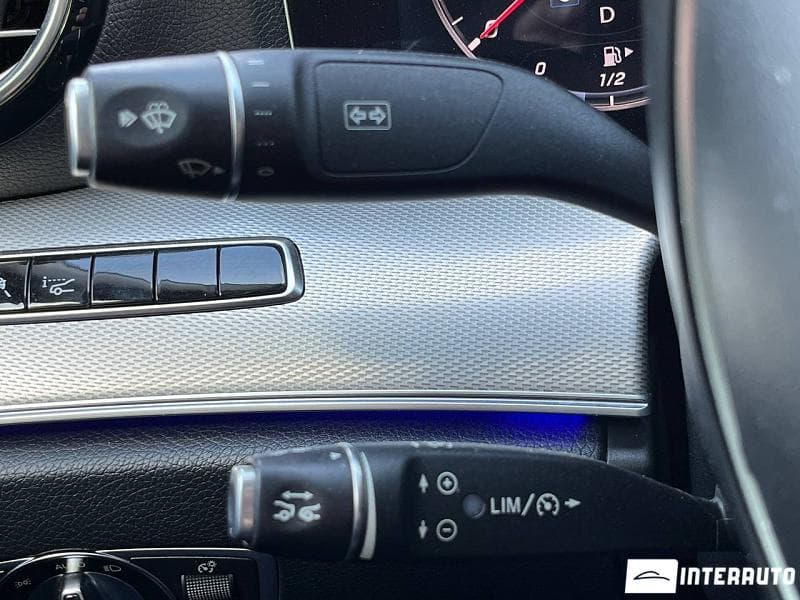 Mercedes E 220 2018 — Миниатюра 19