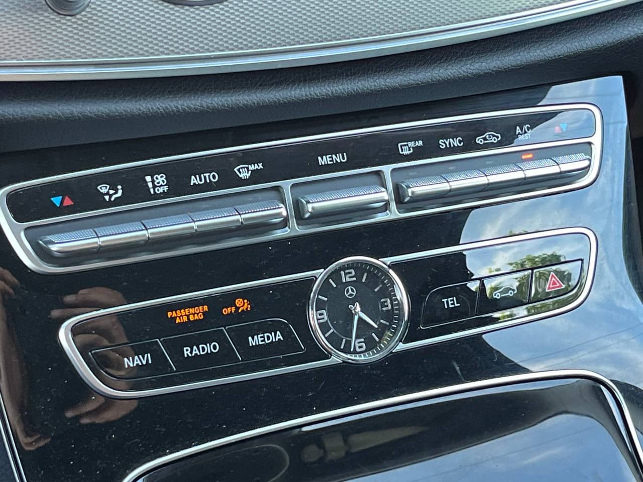 Mercedes E 220 2018 — Миниатюра 14