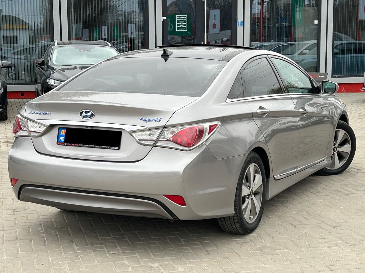 2012 Hyundai Sonata — Miniatură 2