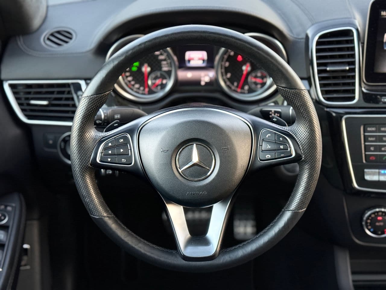 2017 Mercedes GLE Coupe 43 AMG — Miniatură 10