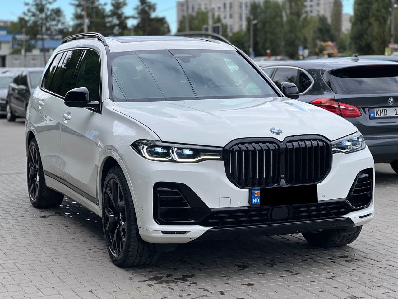 2019 BMW X7 5.0i — Miniatură 3