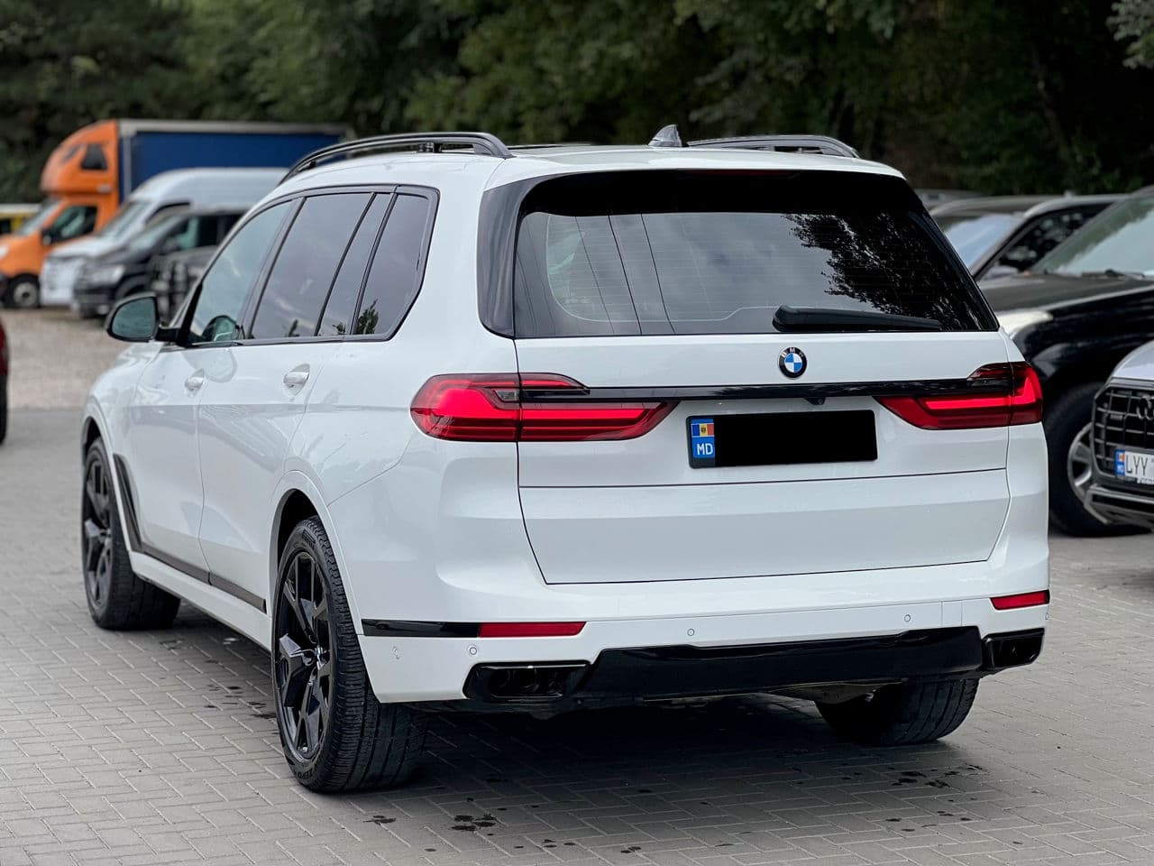 2019 BMW X7 5.0i — Miniatură 4