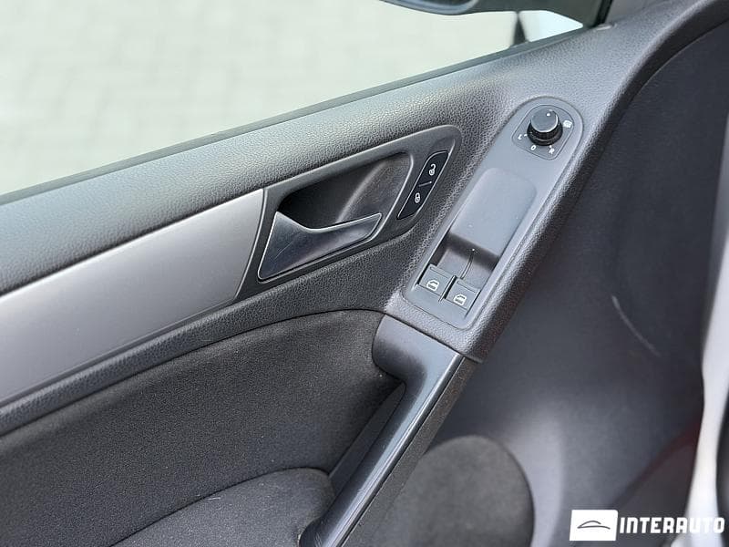 2011 Volkswagen Golf — Miniatură 7