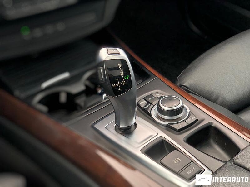 BMW X5 3.5i 2012 — Миниатюра 10