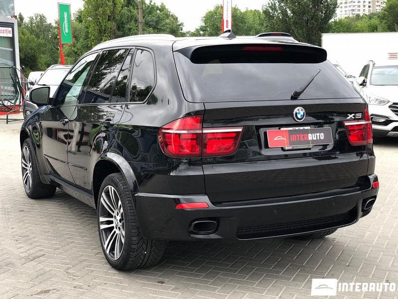 BMW X5 3.5i 2012 — Миниатюра 2