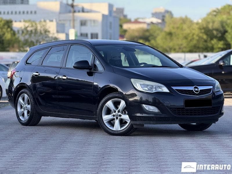 Opel Astra 2011 — Миниатюра 4