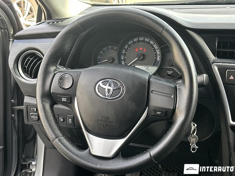 2014 Toyota Auris — Miniatură 7
