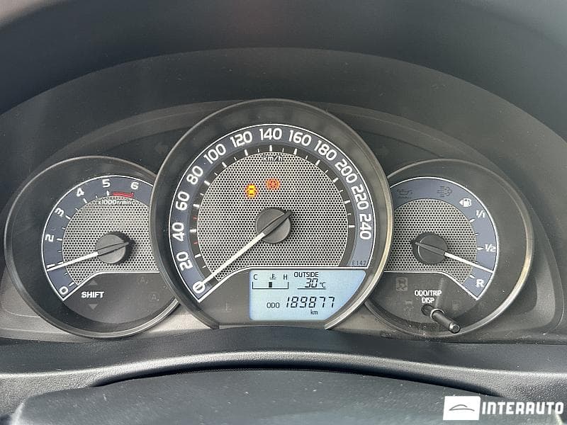 2014 Toyota Auris — Miniatură 8