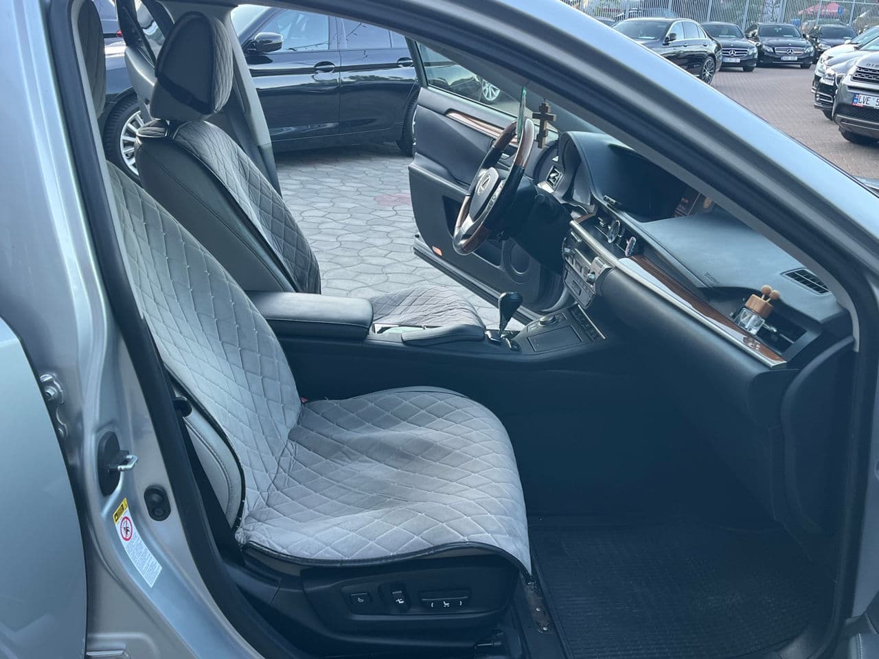 2014 Lexus ES 300h — Miniatură 15