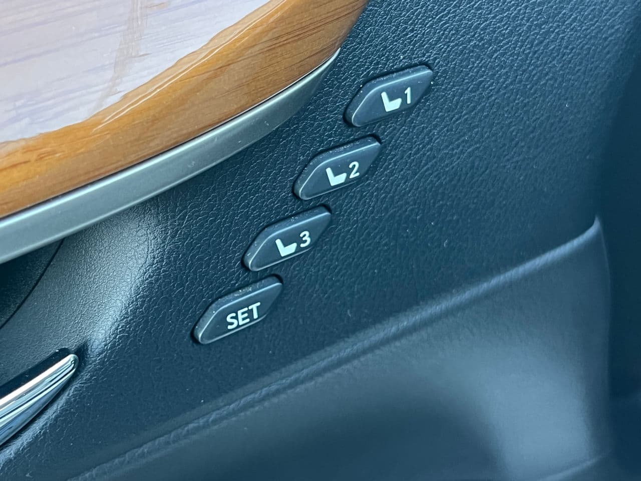 2014 Lexus ES 300h — Miniatură 6