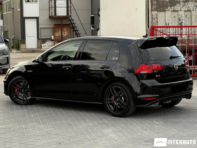Volkswagen Golf GTI 2017 — Миниатюра 2