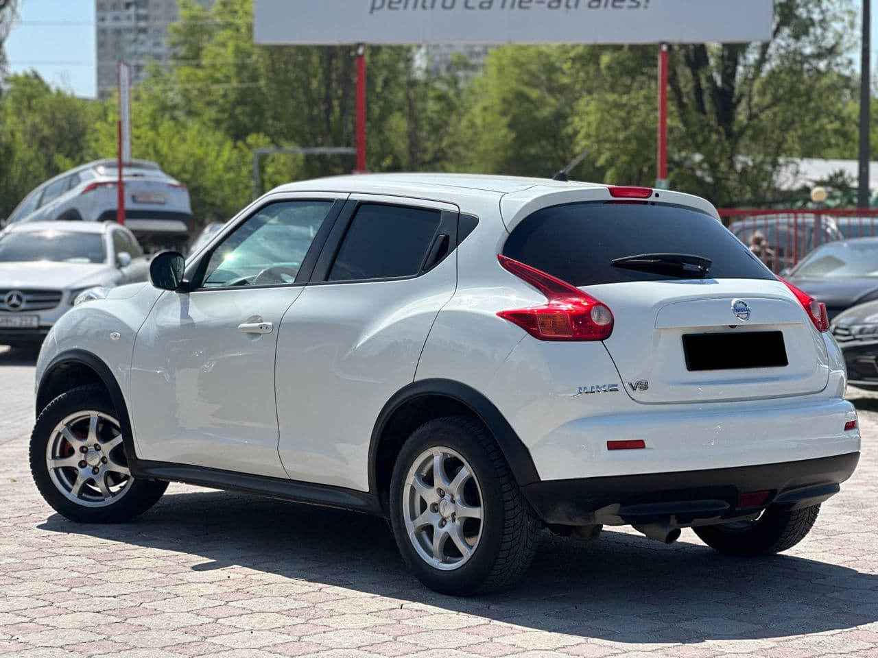 Nissan Juke 2012 — Миниатюра 3