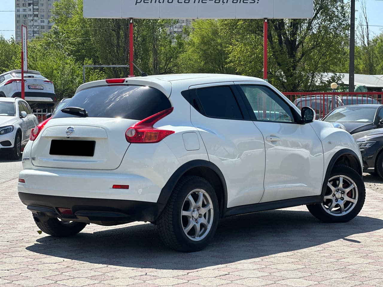 Nissan Juke 2012 — Миниатюра 2