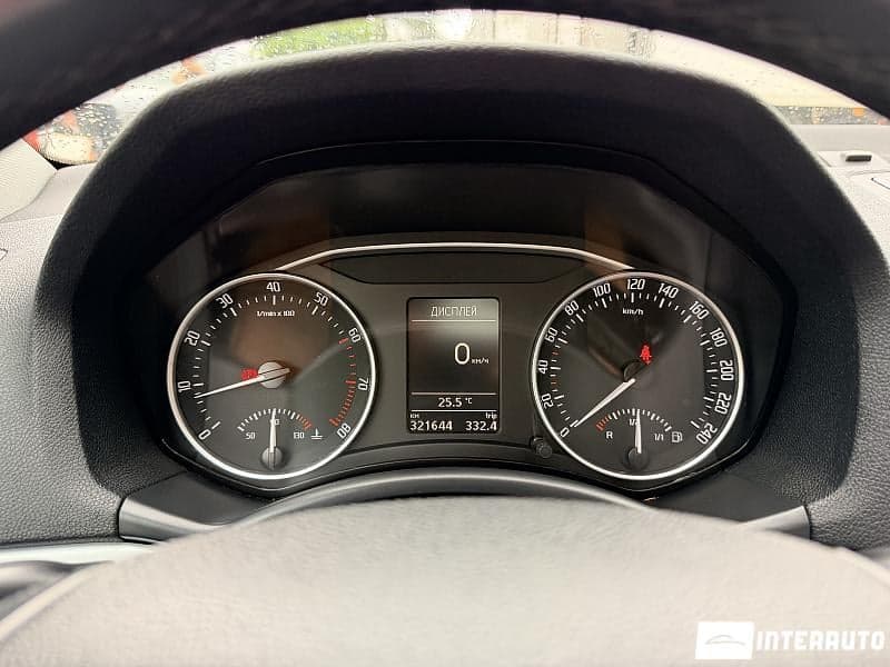 2011 Skoda Octavia — Miniatură 9