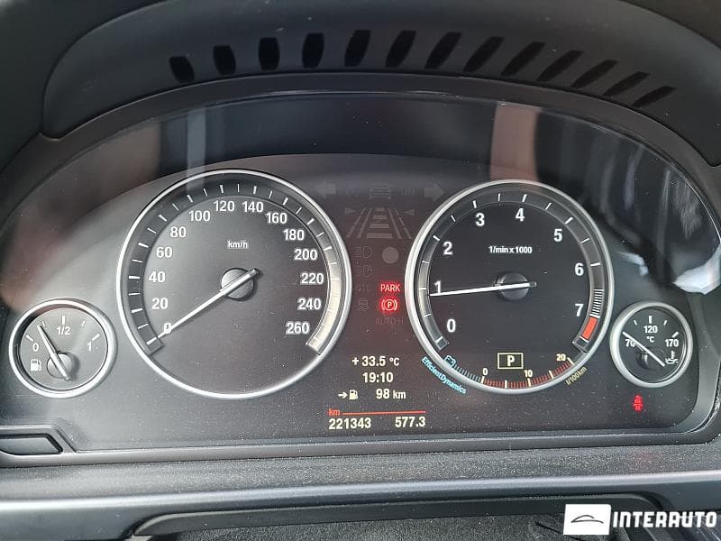 BMW 528 2013 — Миниатюра 12