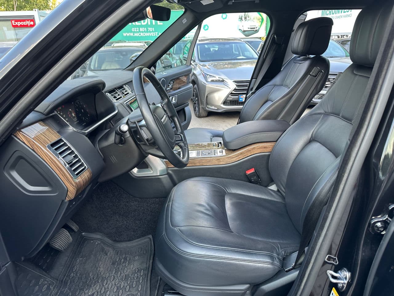 2017 Land Rover Range Rover Vogue — Miniatură 5