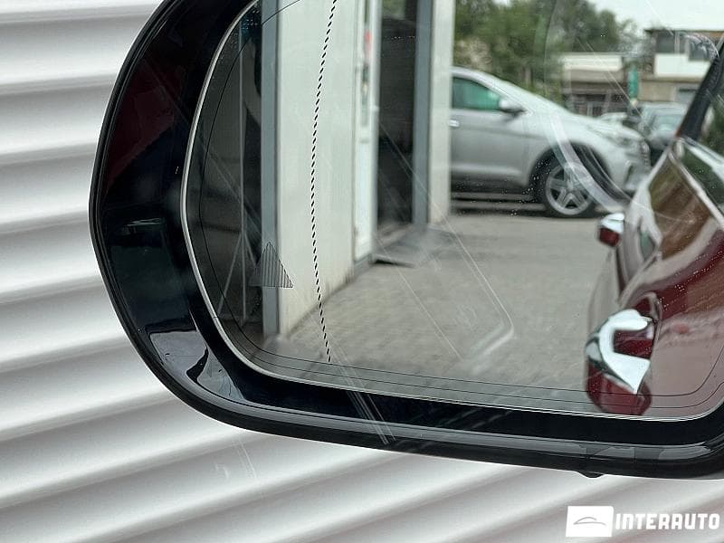 2017 Mercedes E 220 — Miniatură 23