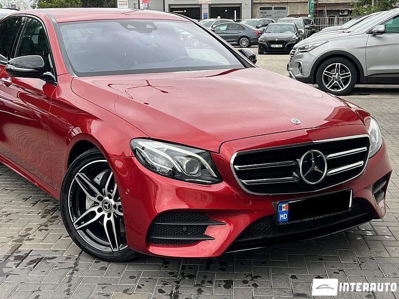 2017 Mercedes E 220 — Miniatură 5