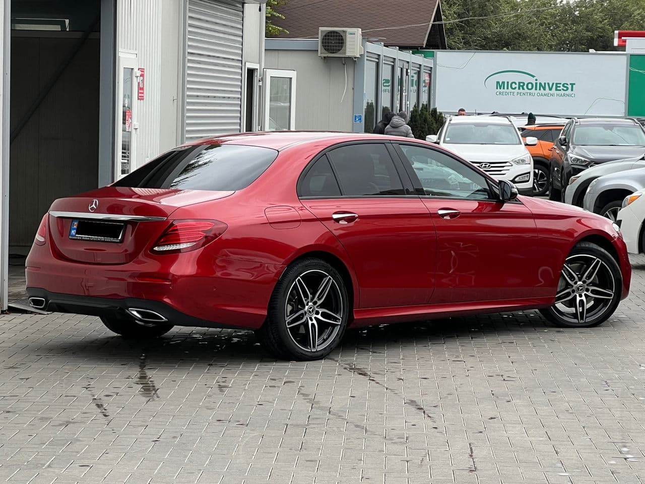 2017 Mercedes E 220 — Miniatură 4