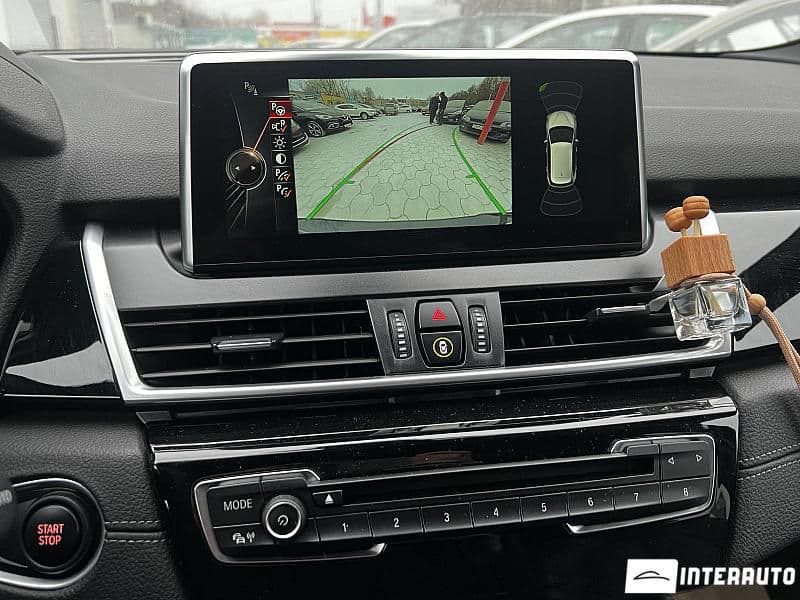 2016 BMW 225XE — Miniatură 12