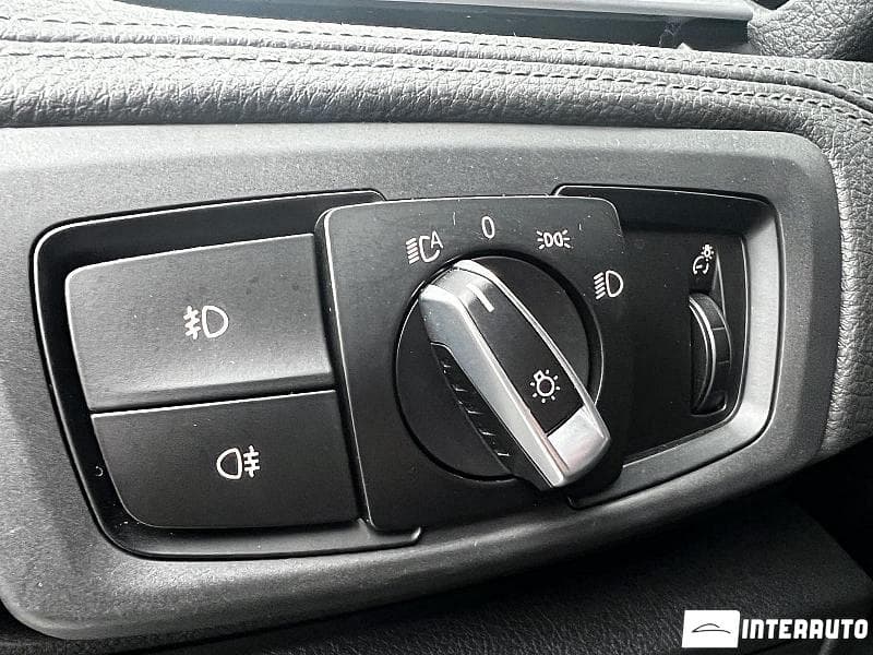 2016 BMW 225XE — Miniatură 10