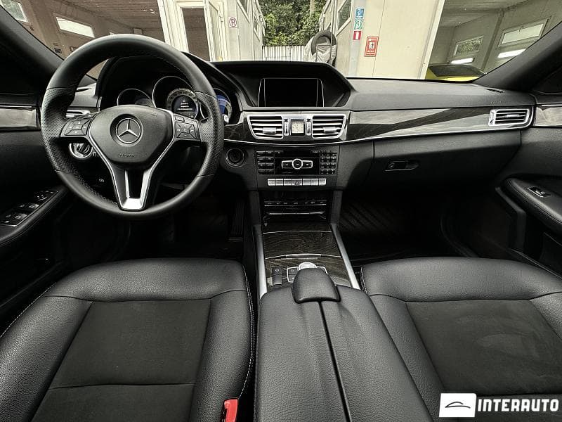Mercedes E 200 2013 — Миниатюра 9