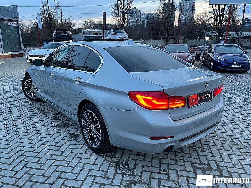 2017 BMW 530 — Miniatură 4