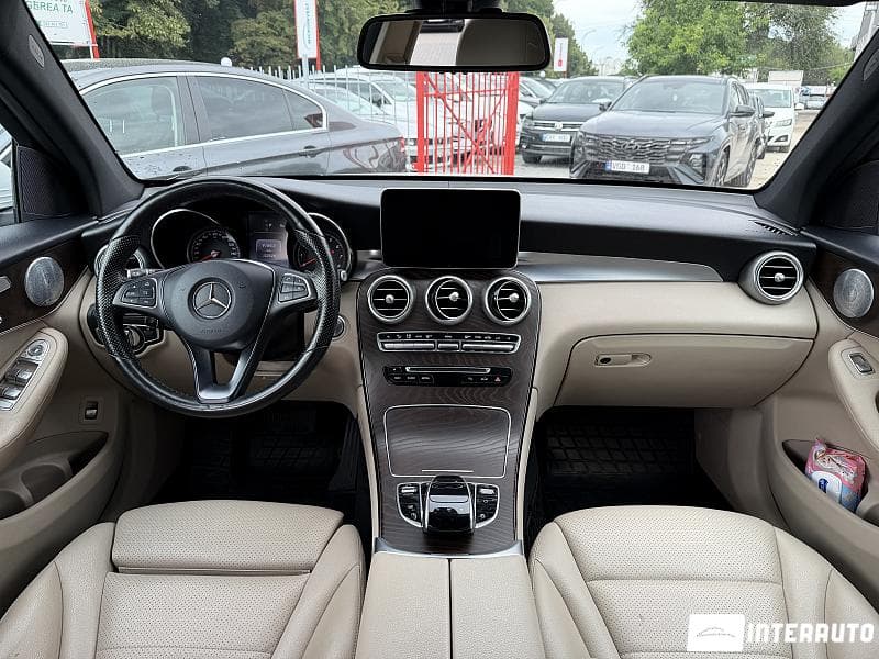 2018 Mercedes GLC 300 — Miniatură 9