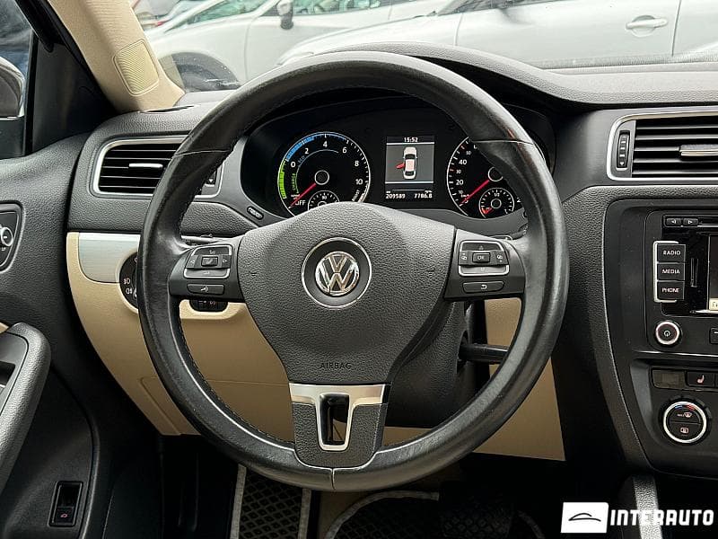 2013 Volkswagen Jetta — Miniatură 8