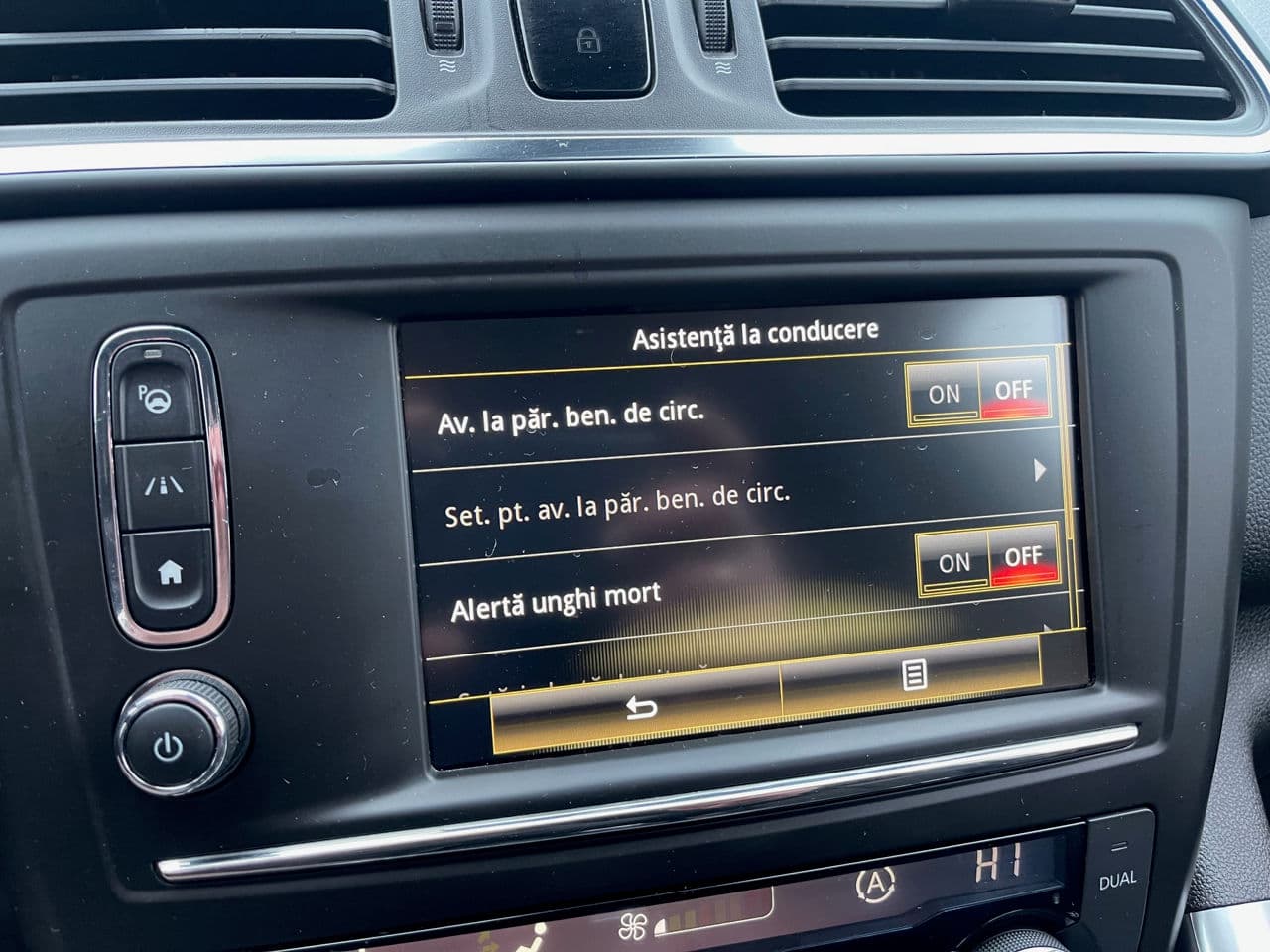 2016 Renault Kadjar — Miniatură 15