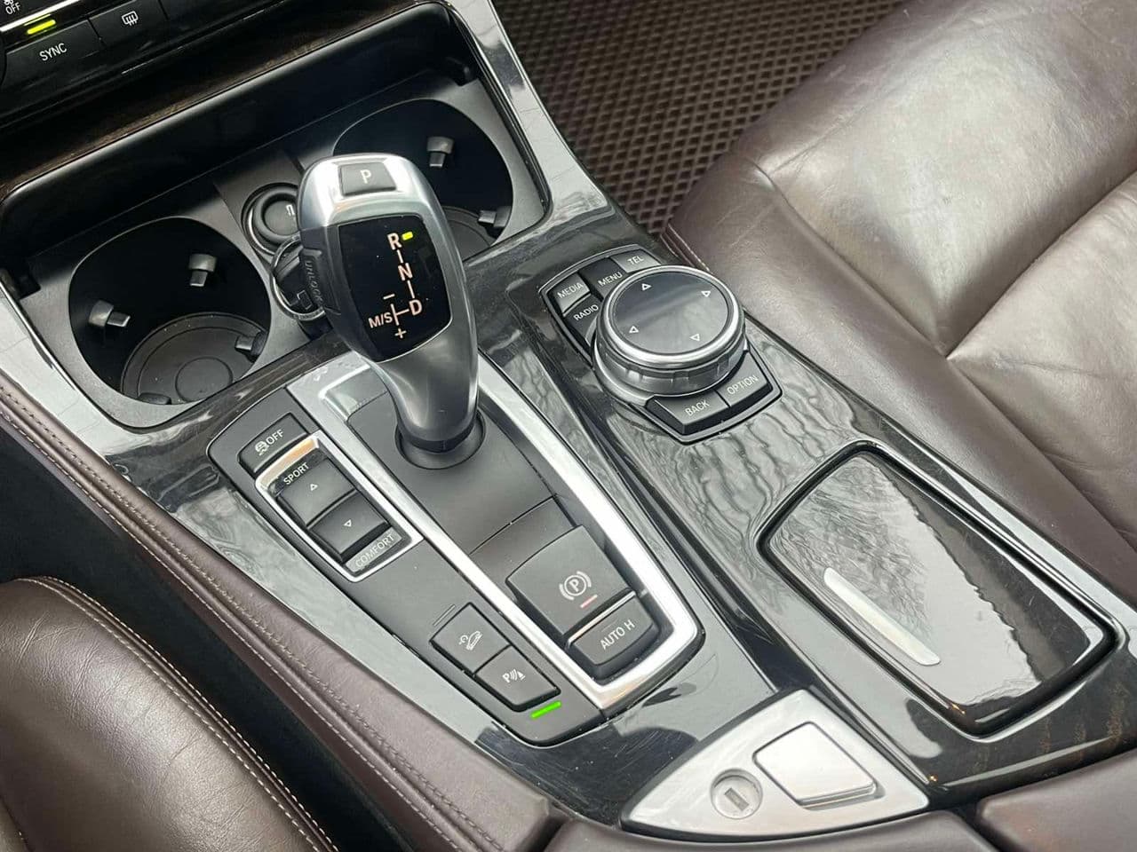 BMW 528 2013 — Миниатюра 11