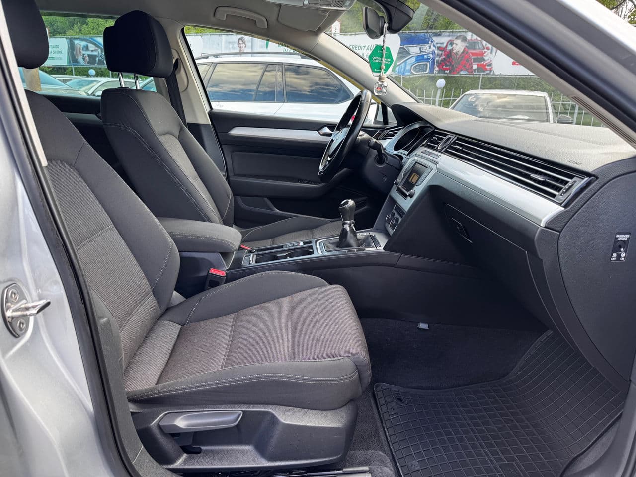 2015 Volkswagen Passat — Miniatură 13