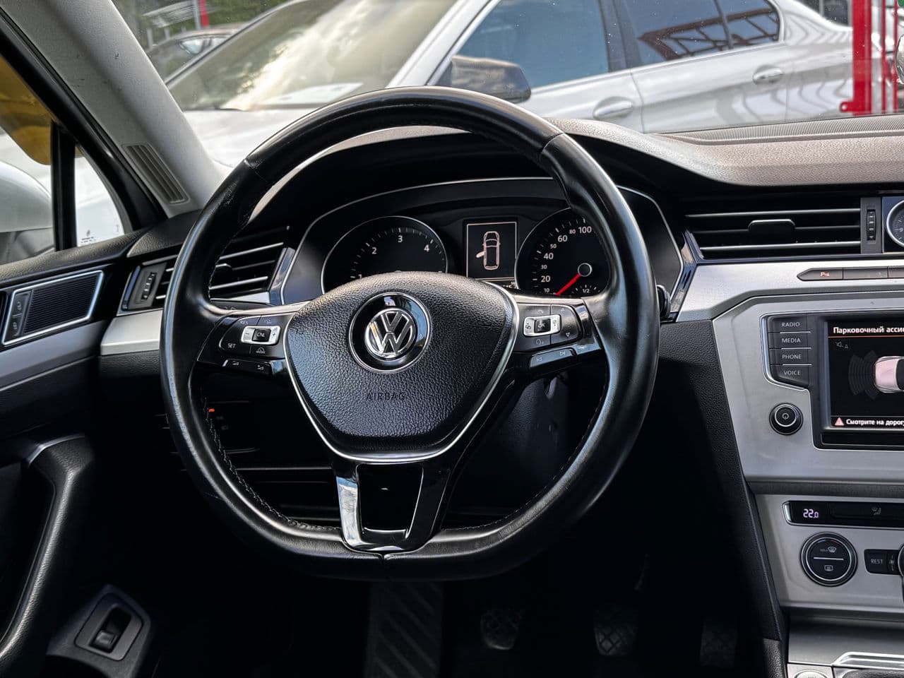 2015 Volkswagen Passat — Miniatură 8