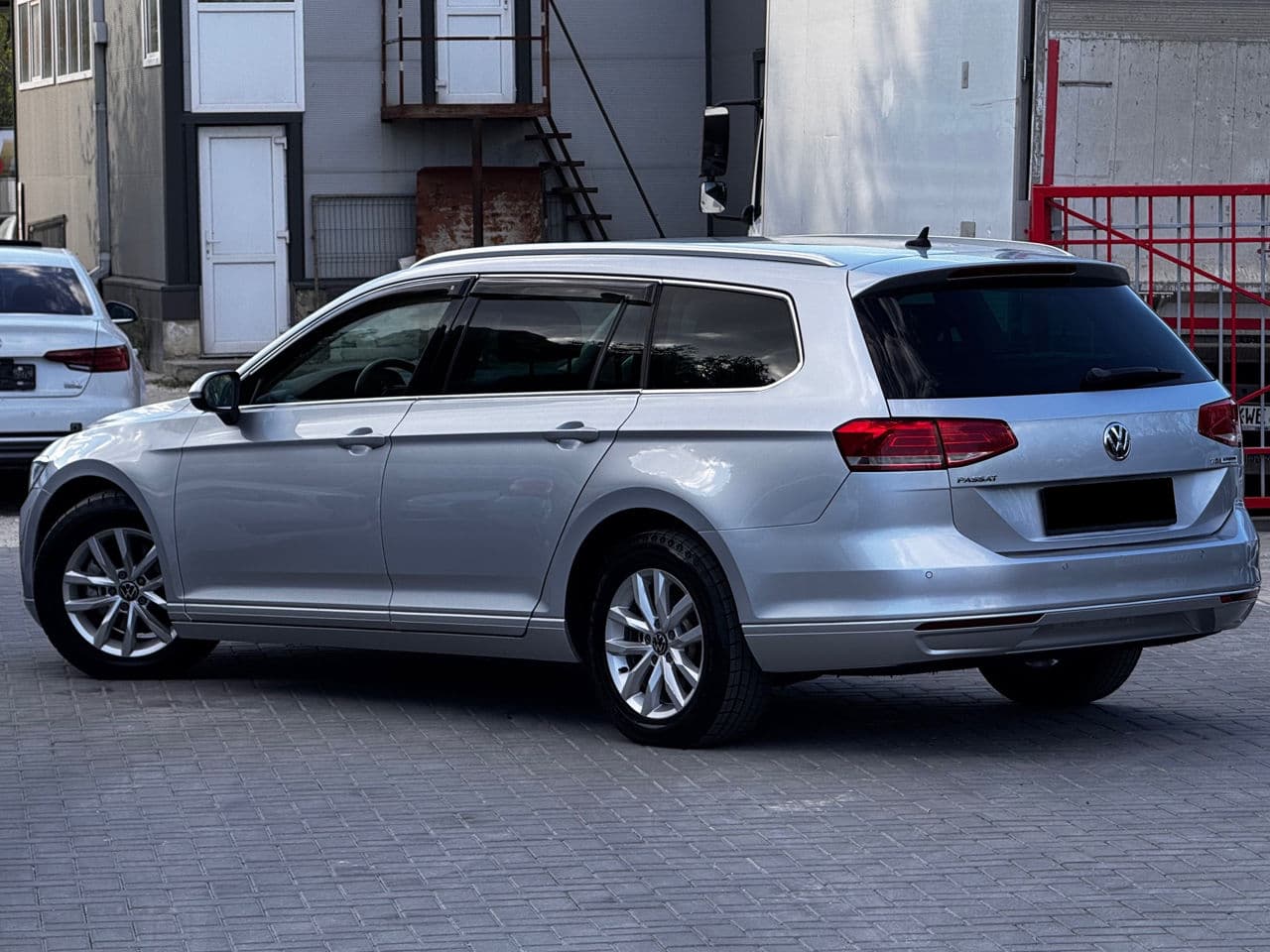 2015 Volkswagen Passat — Miniatură 2