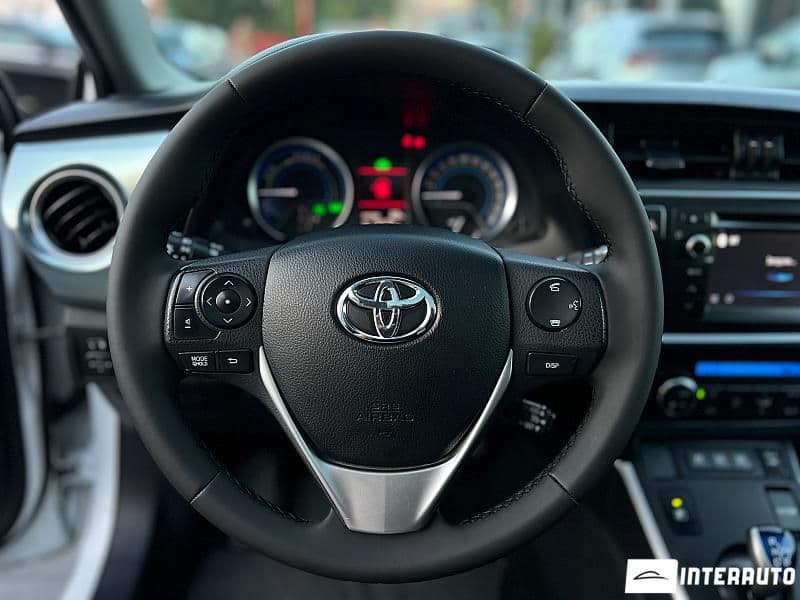 Toyota Auris 2013 — Миниатюра 9