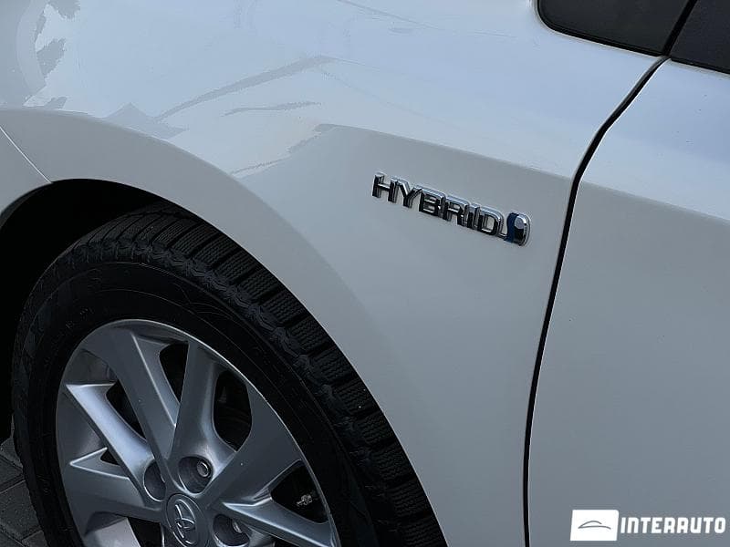 Toyota Auris 2013 — Миниатюра 5