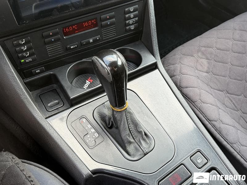 2001 BMW 525 — Miniatură 14