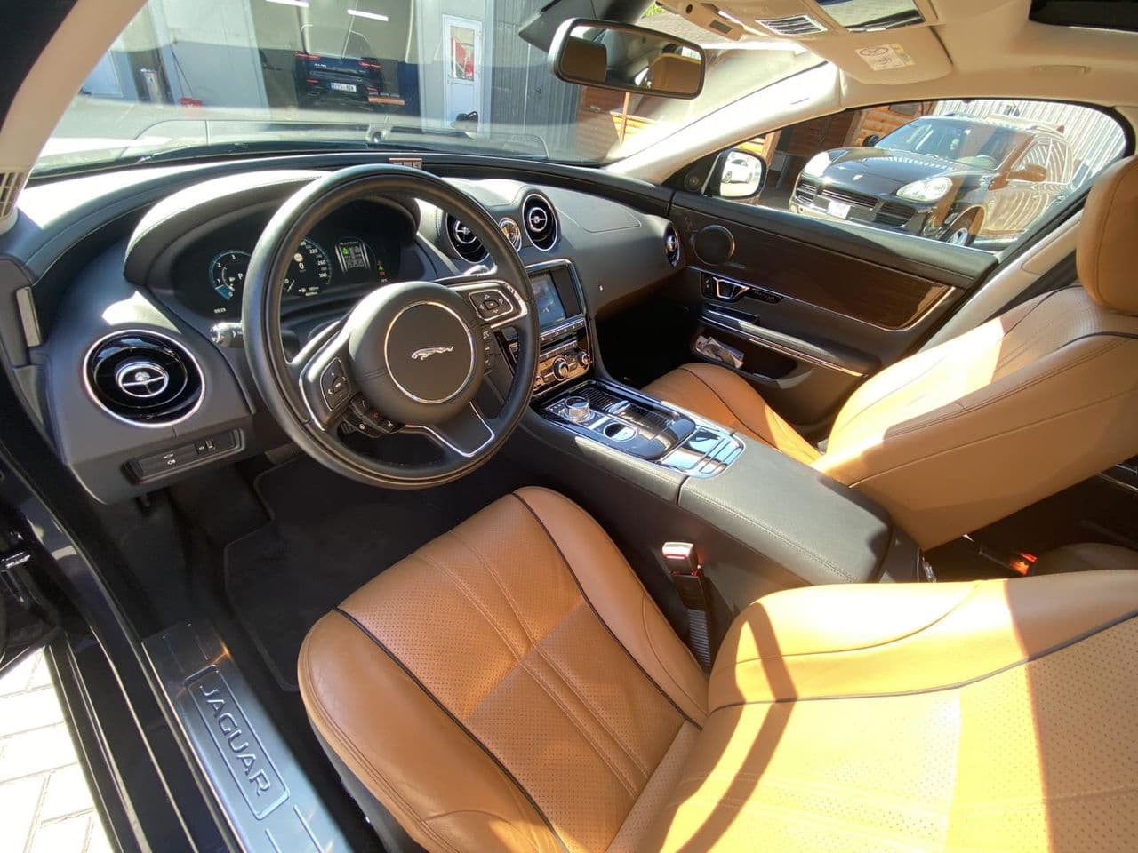 2015 Jaguar XJ — Miniatură 6