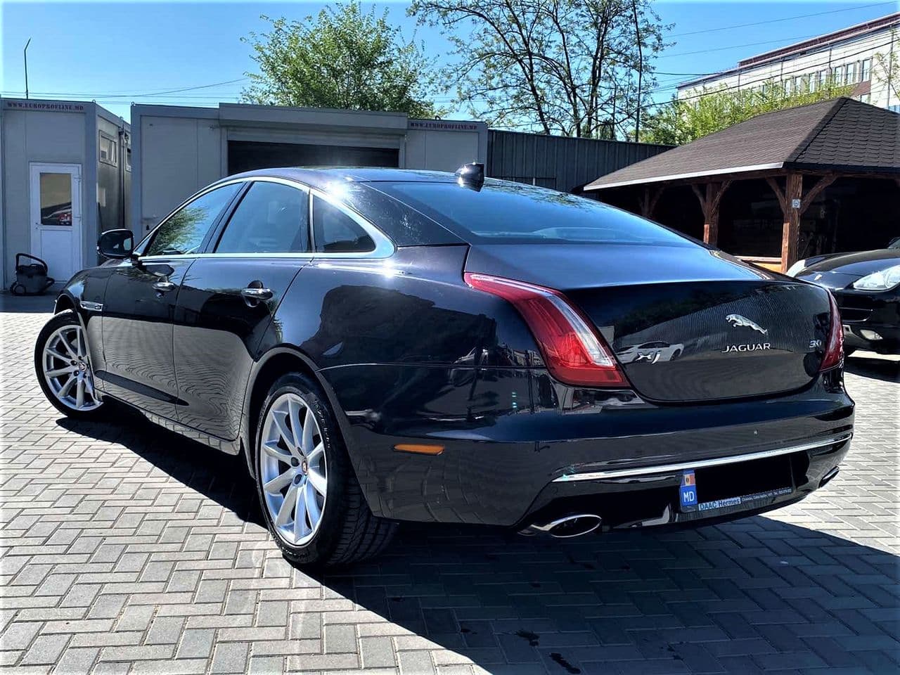 2015 Jaguar XJ — Miniatură 4